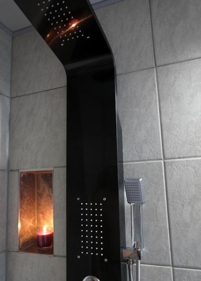 Muveszhaz Apartman Balatonfured Exterior photo